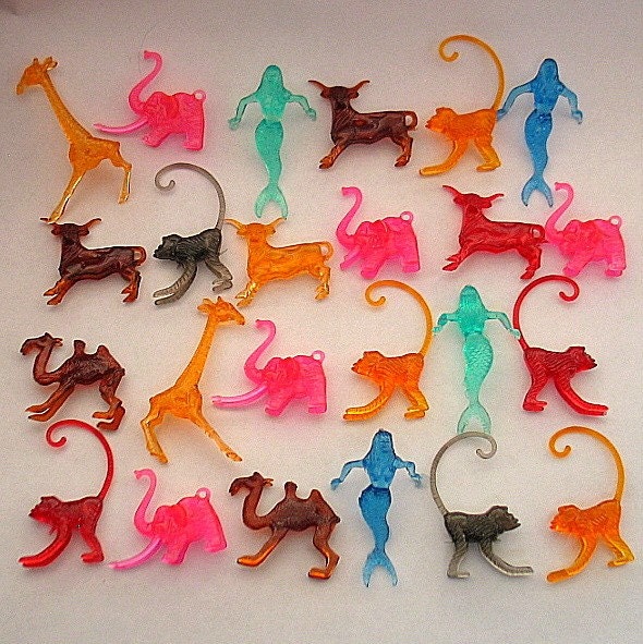 plastic animals bulk