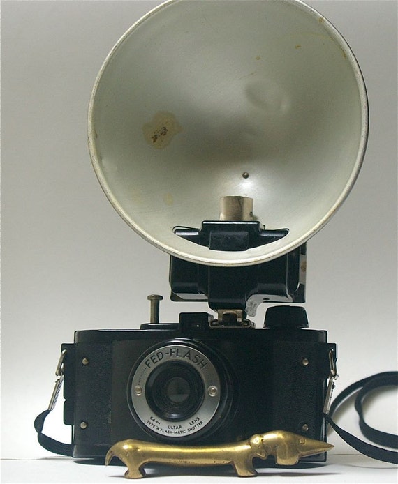 Vintage 1940's Fed Flash 127 film camera with Flash Unit