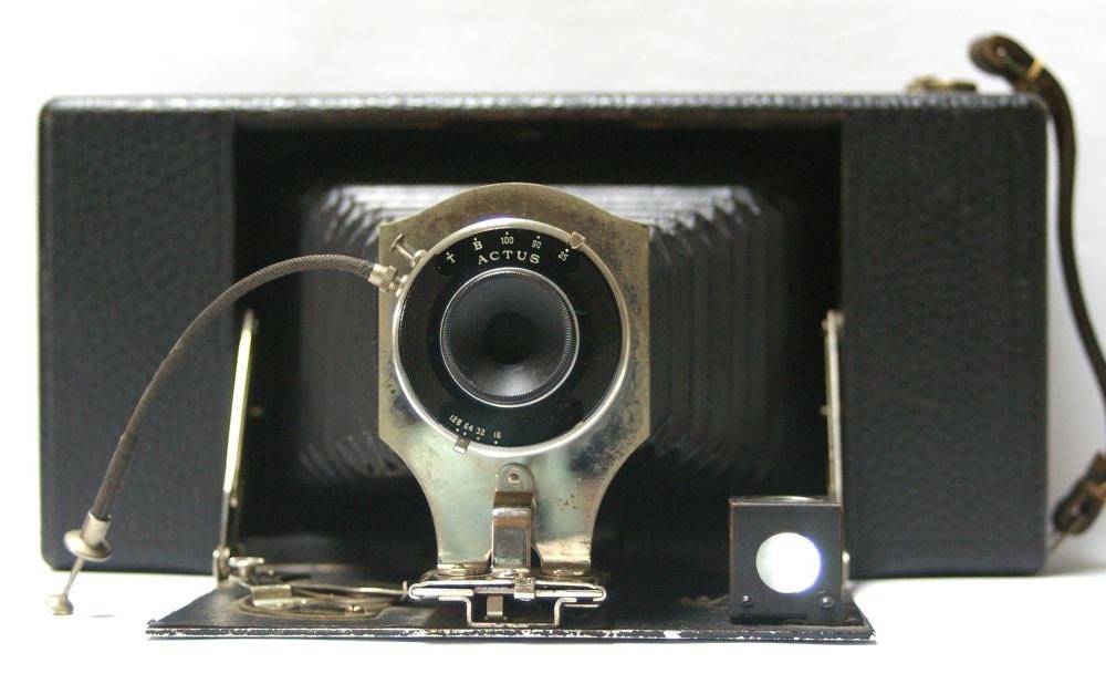 Vintage Ansco 3A Folding Buster Brown Camera circa 1912 ON