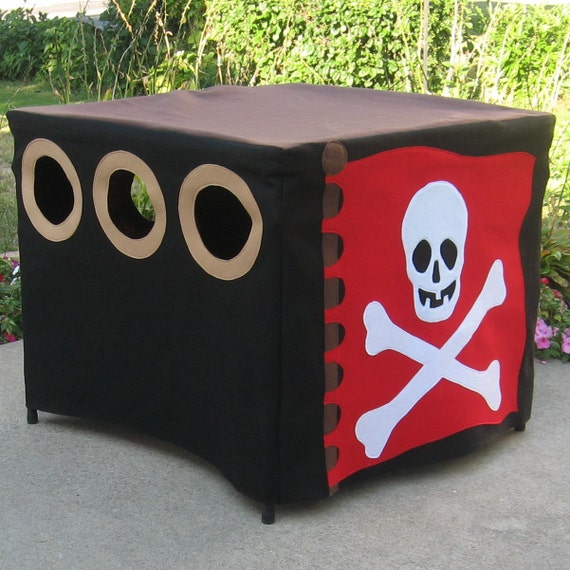 Pirate Card Table Playhouse Pattern