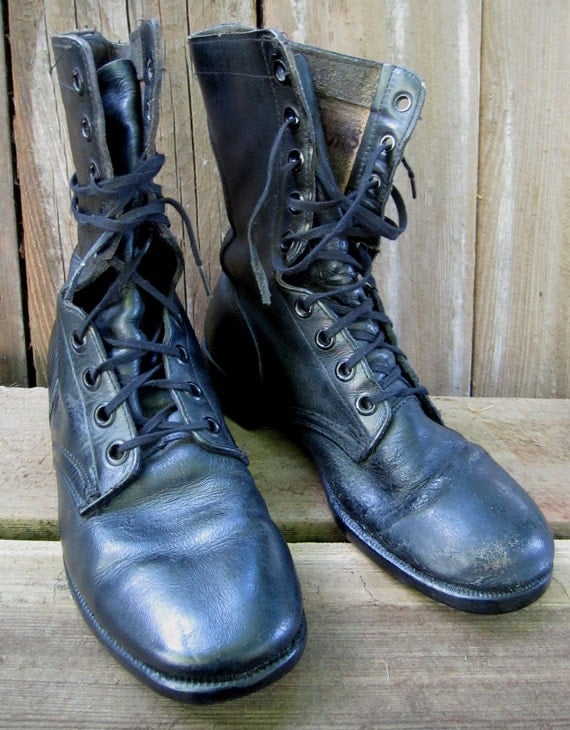 vintage 1980s black leather COMBAT boots nine eyelet by luluvoodoo