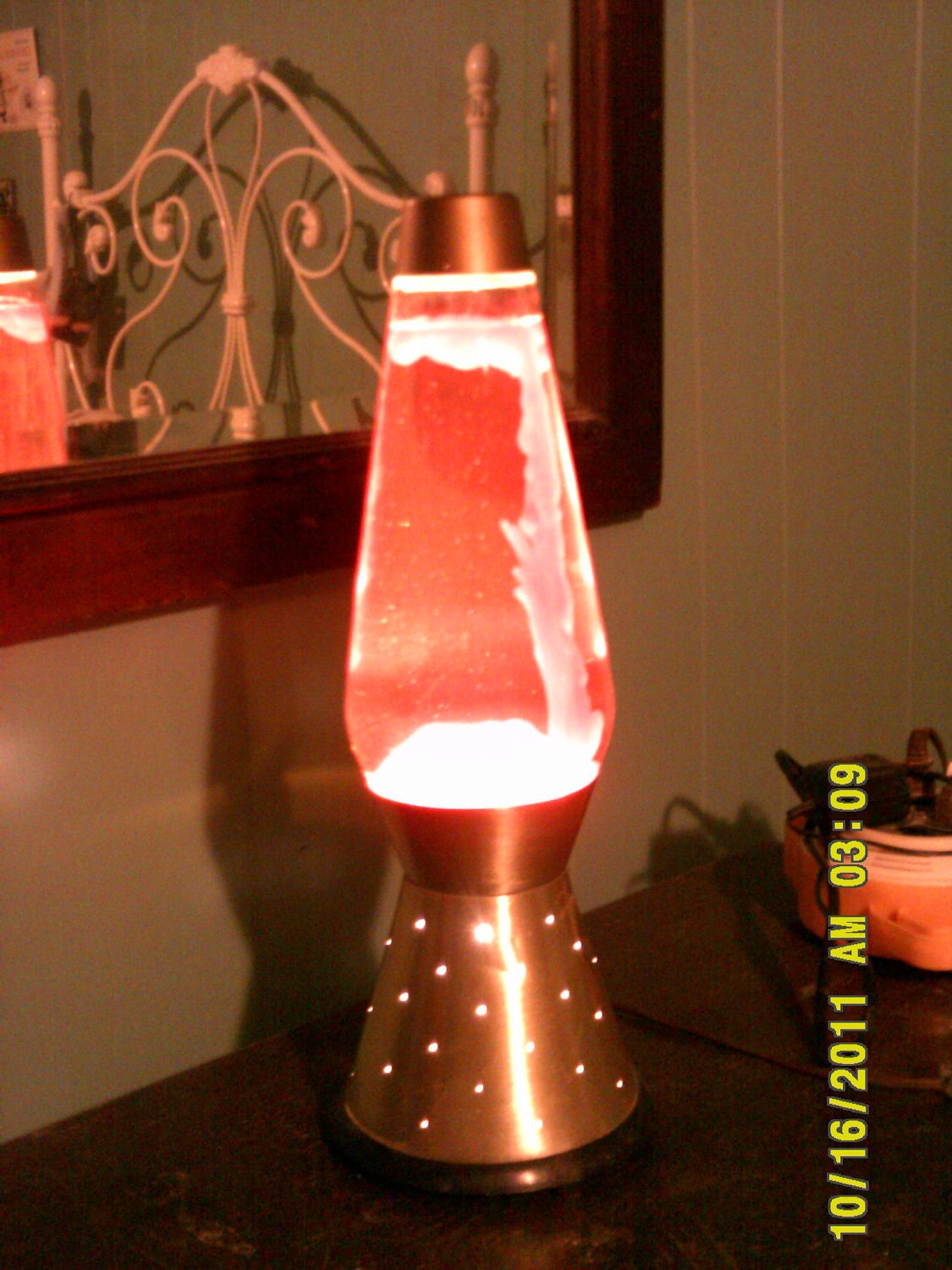 Vintage Groovy 1960's Lava Lamp