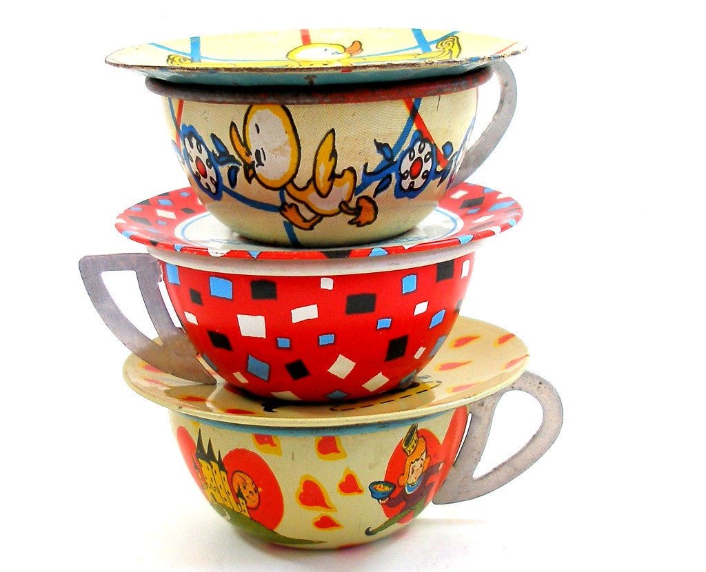 wooden toy cups and saucers