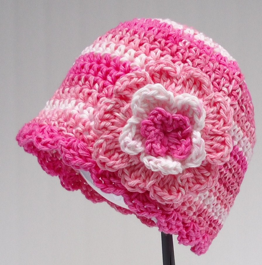 Easy Crochet Pattern for Women's Chemo Cap with Flower