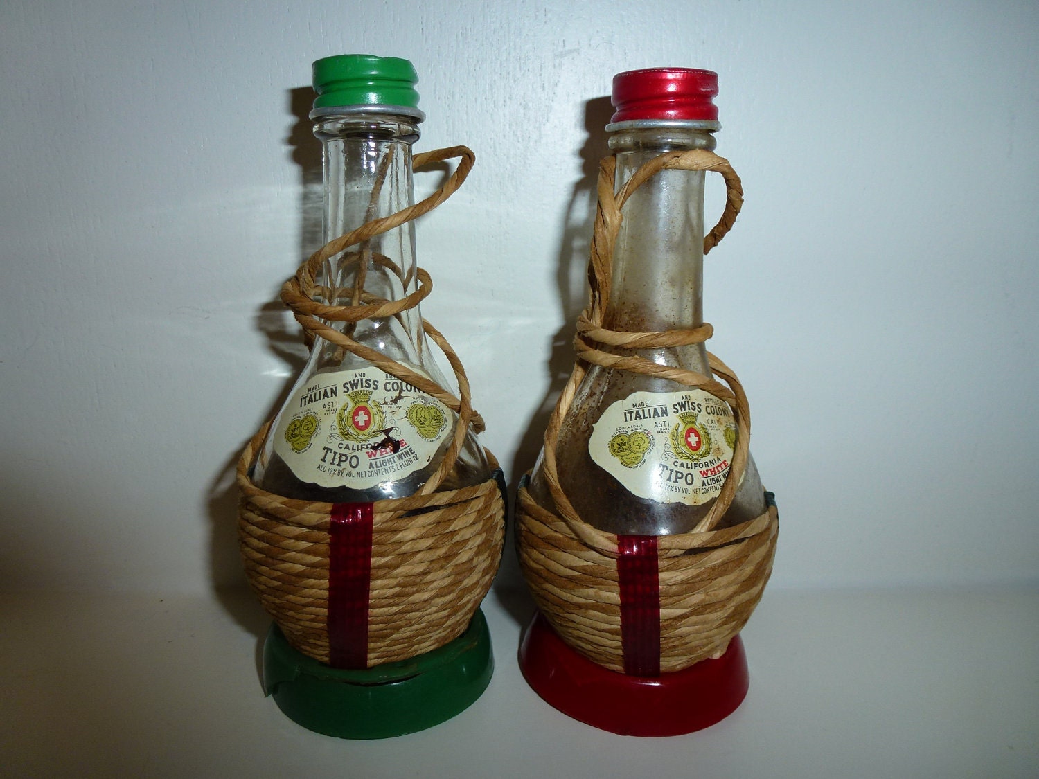 Vintage Chianti Wine Bottle Salt and Pepper Shakers Red and