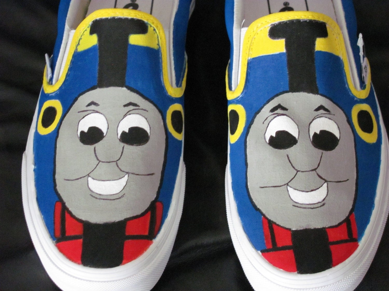 thomas the train house shoes