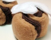 Felt Play Food Cinnamon Rolls and Glaze