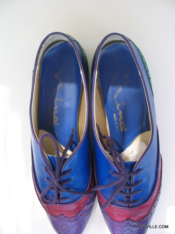 Vintage Multicolored oxford wingtip shoes for women. by Atticville