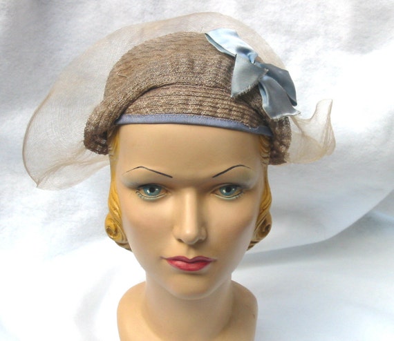 1930's Vintage Sheer Golden Horse Hair Cloche Hat with Bow