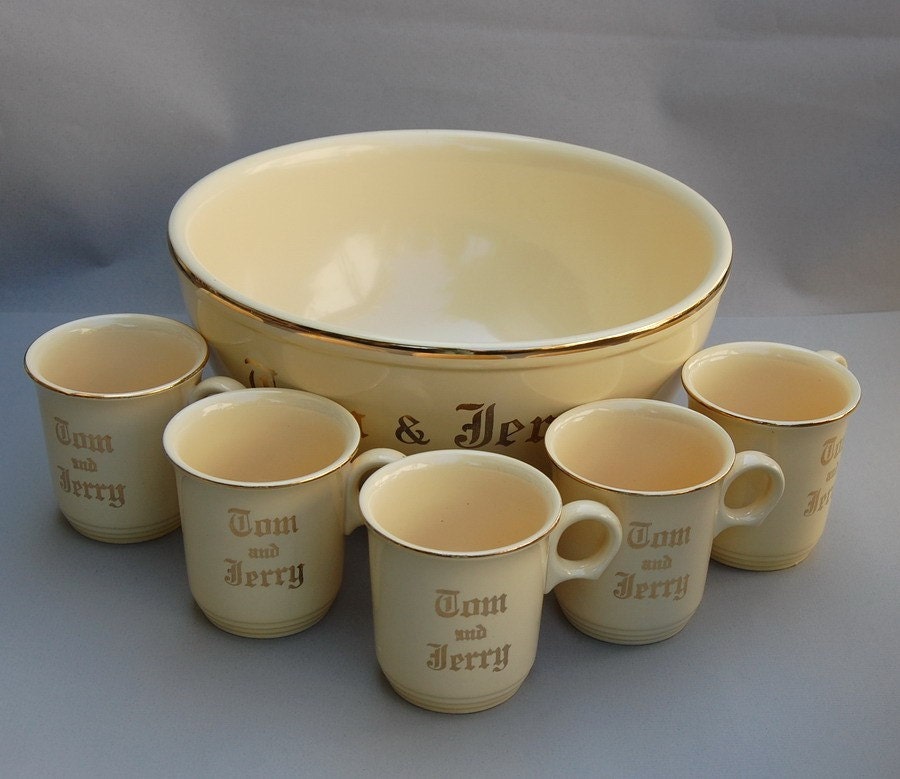 Homer Laughlin Tom and Jerry Punch Bowl and 5 Cups