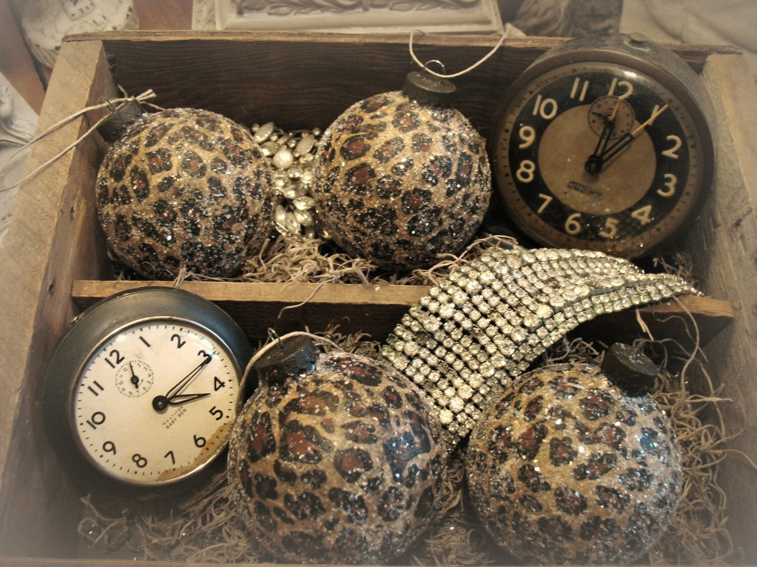 FAB LeOpArd AniMaL PriNt OrnAmeNts FreNch InsPireD ChiC x4