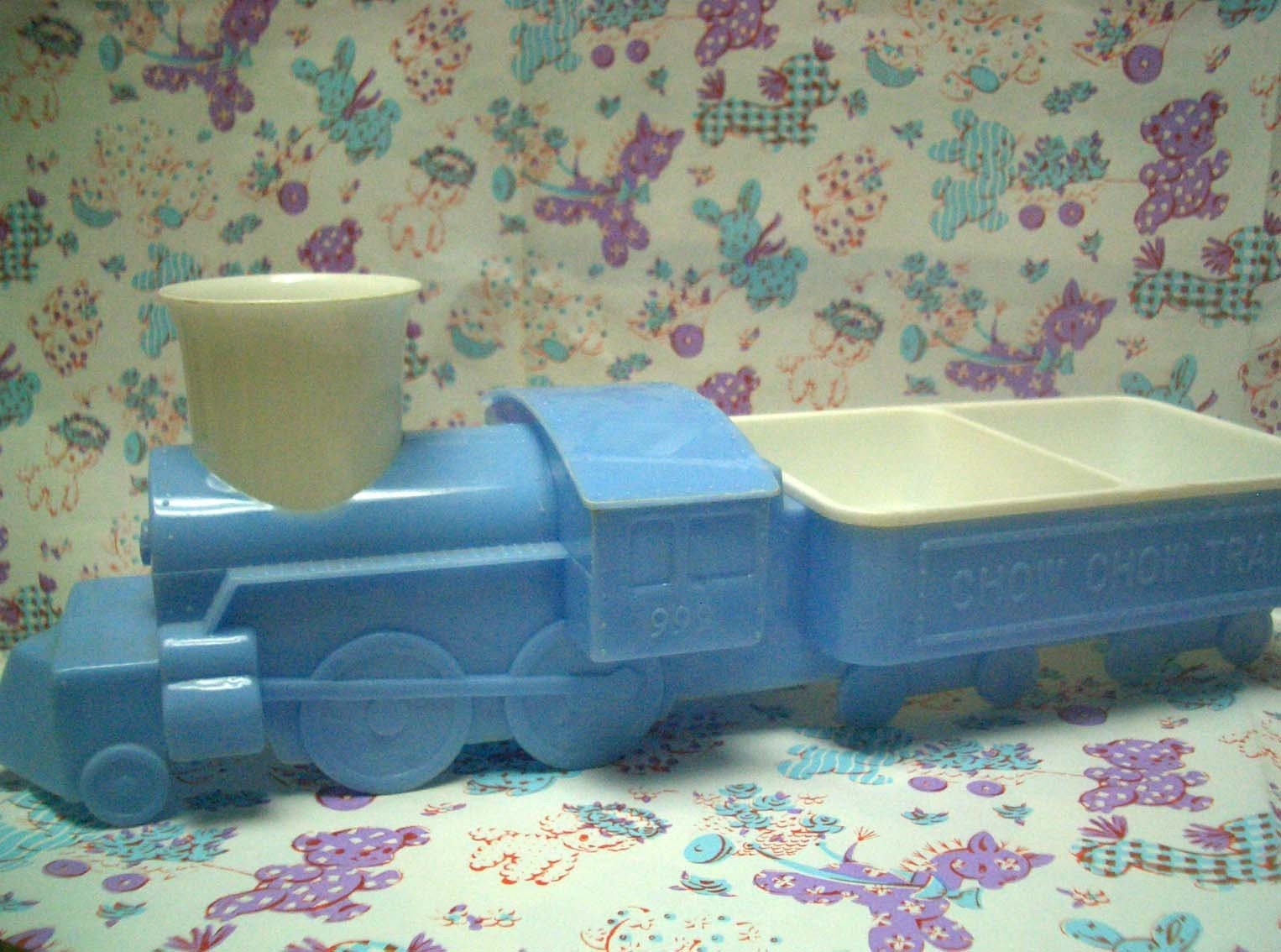 Vintage Chow Chow Train Baby Dish