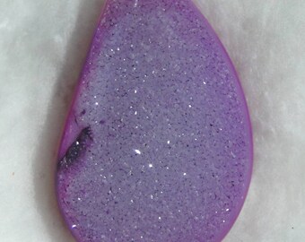 Agate Druzy, large teardrop purple cabochon, 77.50 carats 096-18-025