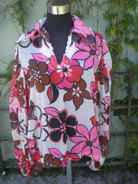 Vintage 70's Floral SHeer Bell Sleeve Shirt V-Neck Hippi