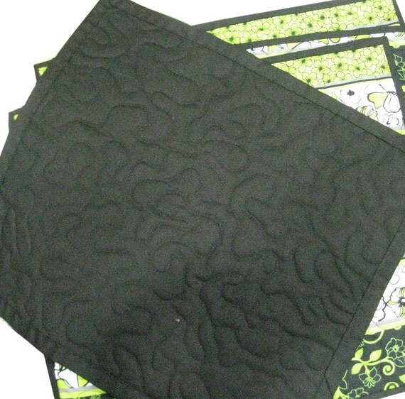 Quilted Placemats in Green and Black Floral
