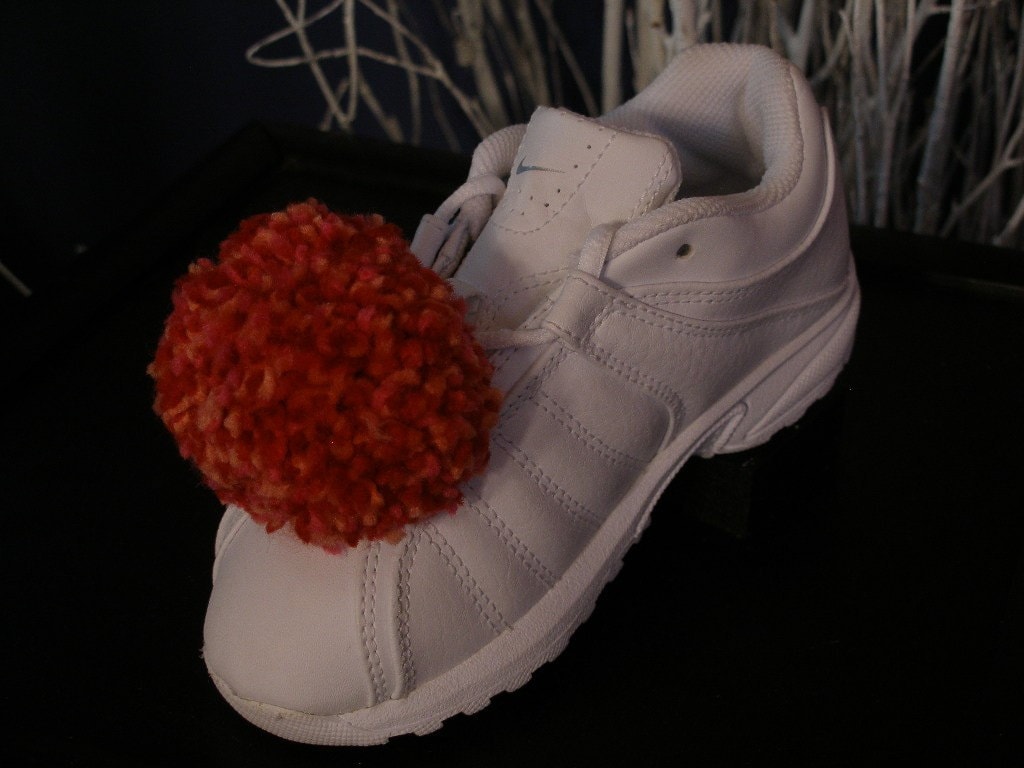 Pretty Little Girl Shoe Pom Poms