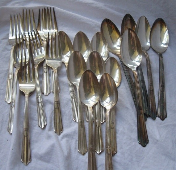21 pieces Vintage silverplate flatware Stratford plate IS