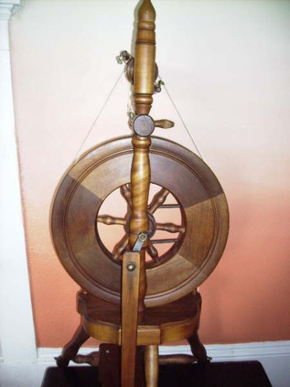 Wee Peggy Spinning Wheel