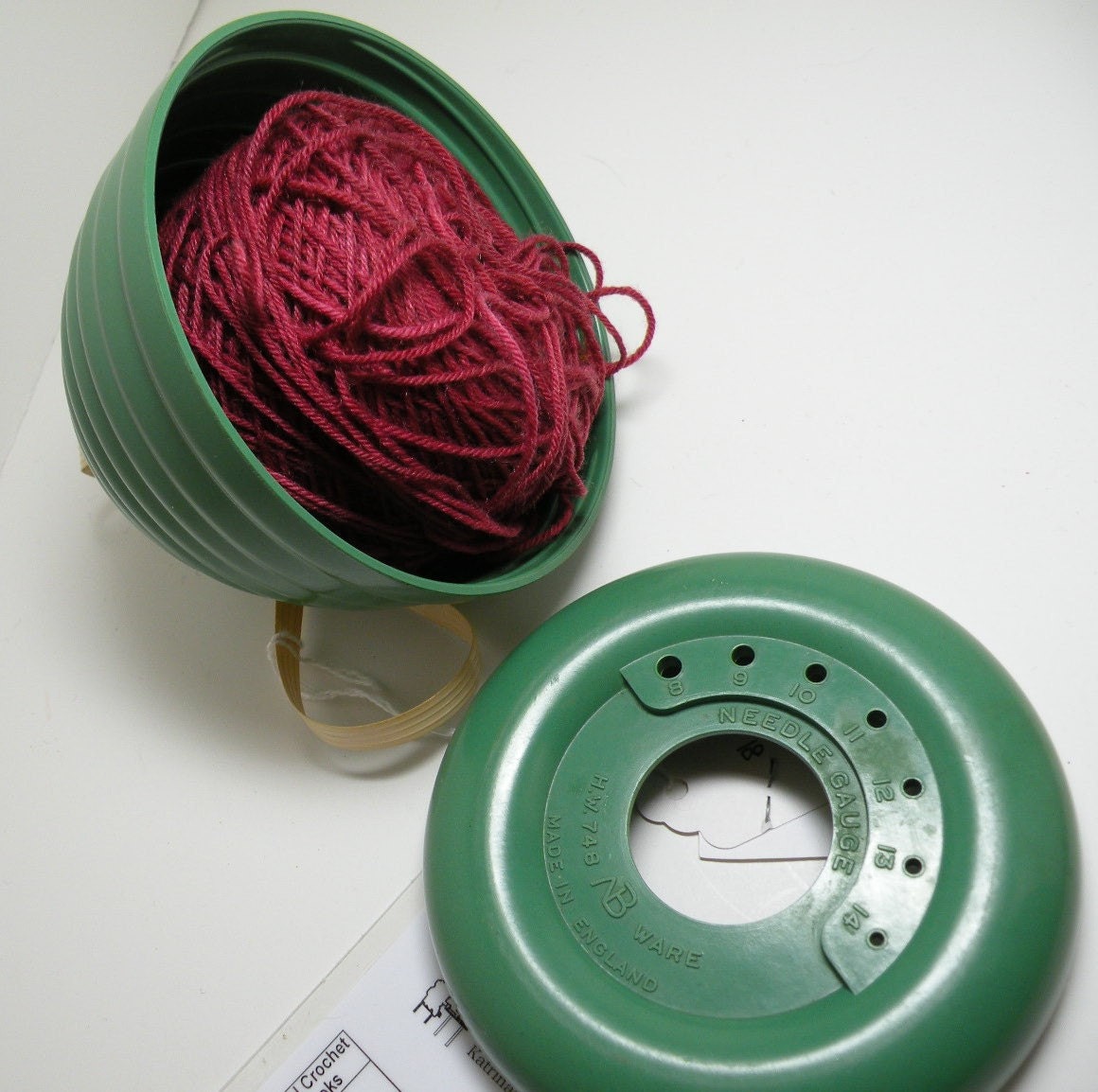 Vintage Beehive wool holder yarn holder