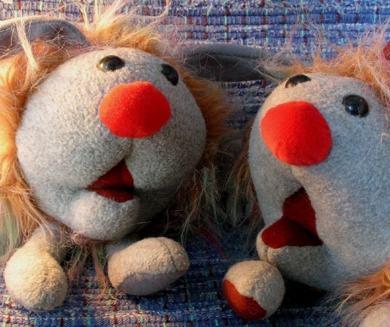 DUST BUNNIES 'Big Comfy Couch' lovable TV characters