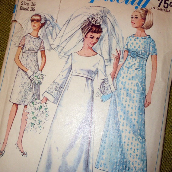 1960s Vintage Sewing Pattern  Empire  Waist  WEDDING  Dress 