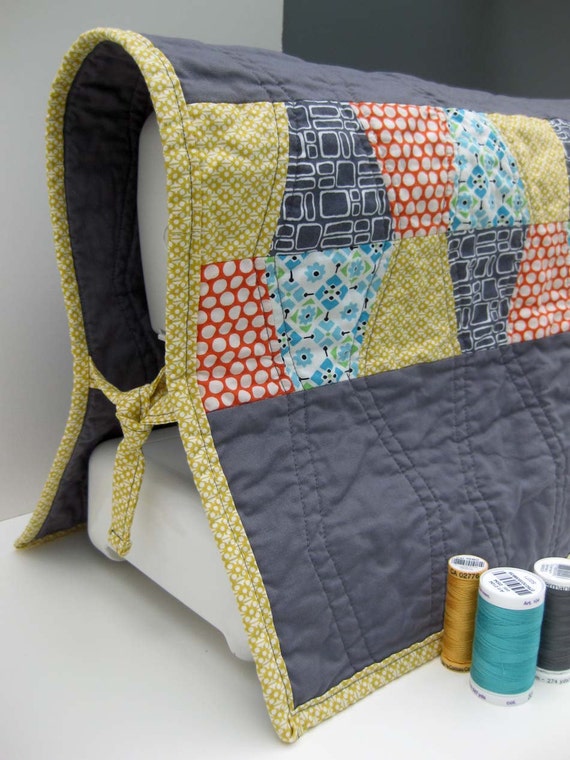 baby sewing quilt tutorial Cover Gray Sewing Quilted Modern and Tumblers Machine