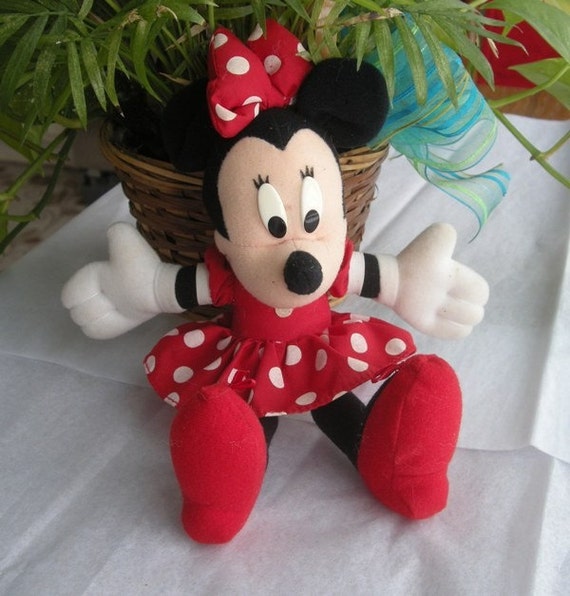 vintage minnie mouse stuffed doll