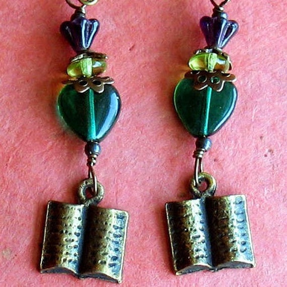 Fae myenne ngs essay false gold 03 picture