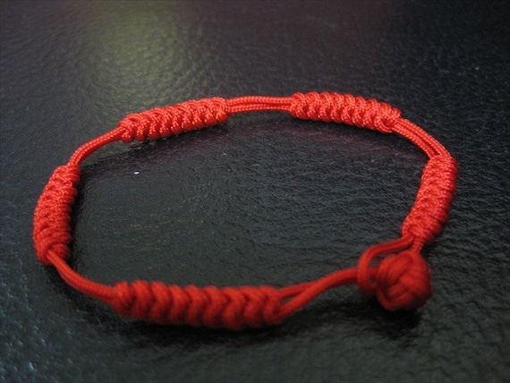 Items similar to Chinese Knot Bracelet (Red) - Small on Etsy