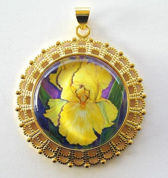 Yellow Gold Iris Jewelry Pendant Art Glass Luxor Gold Iris