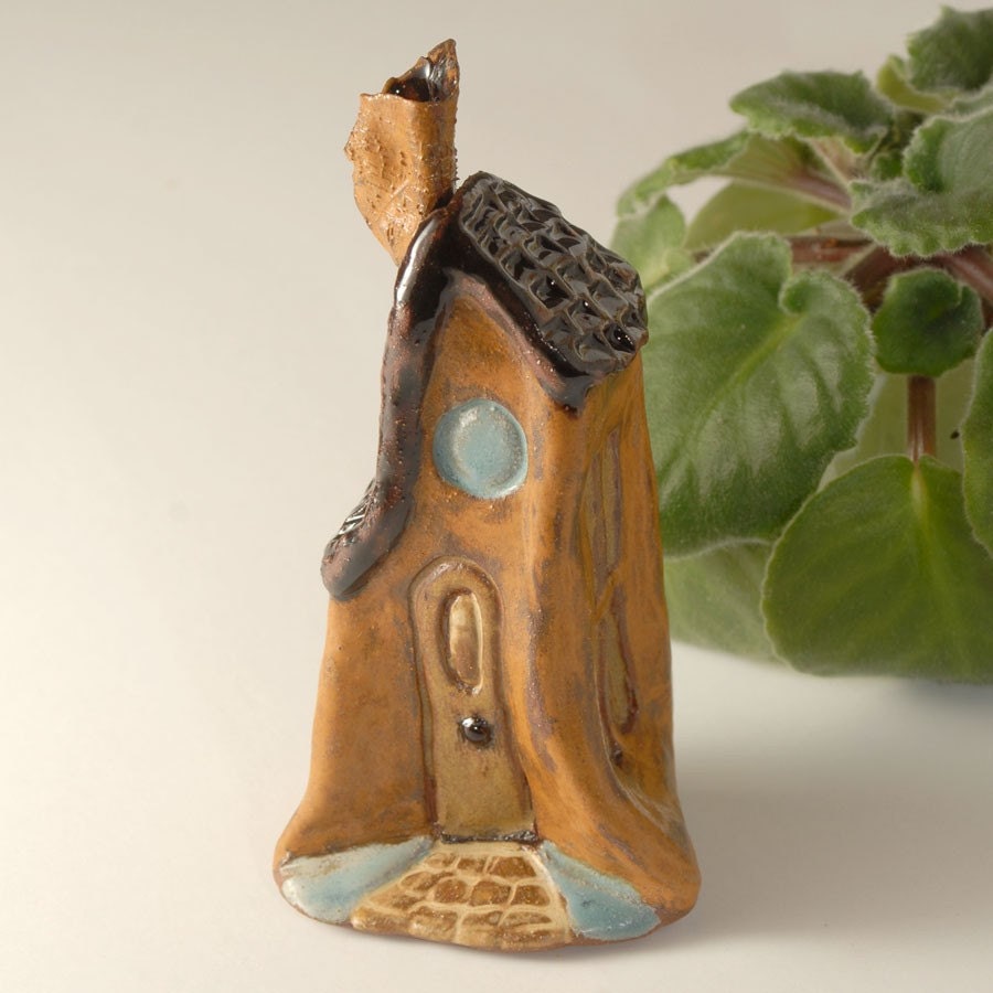 Ceramic Fairy House for Gardens and Plants