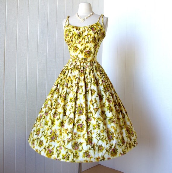 vintage 1950's dress ...gorgeous KERRYBROOKE floral cotton