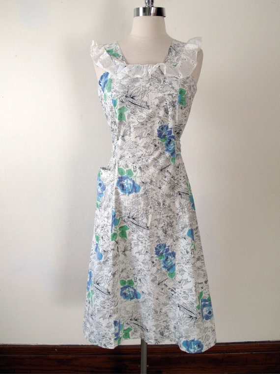 1940s Dress Large Blue Flowers by maevintageinc on Etsy