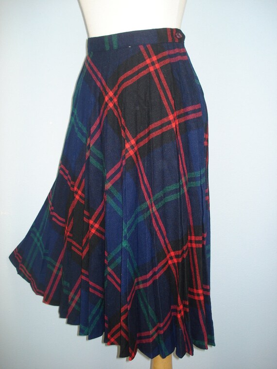 1980s Skirt / 80s Plaid Pleated Skirt / Blue Red / Accordion