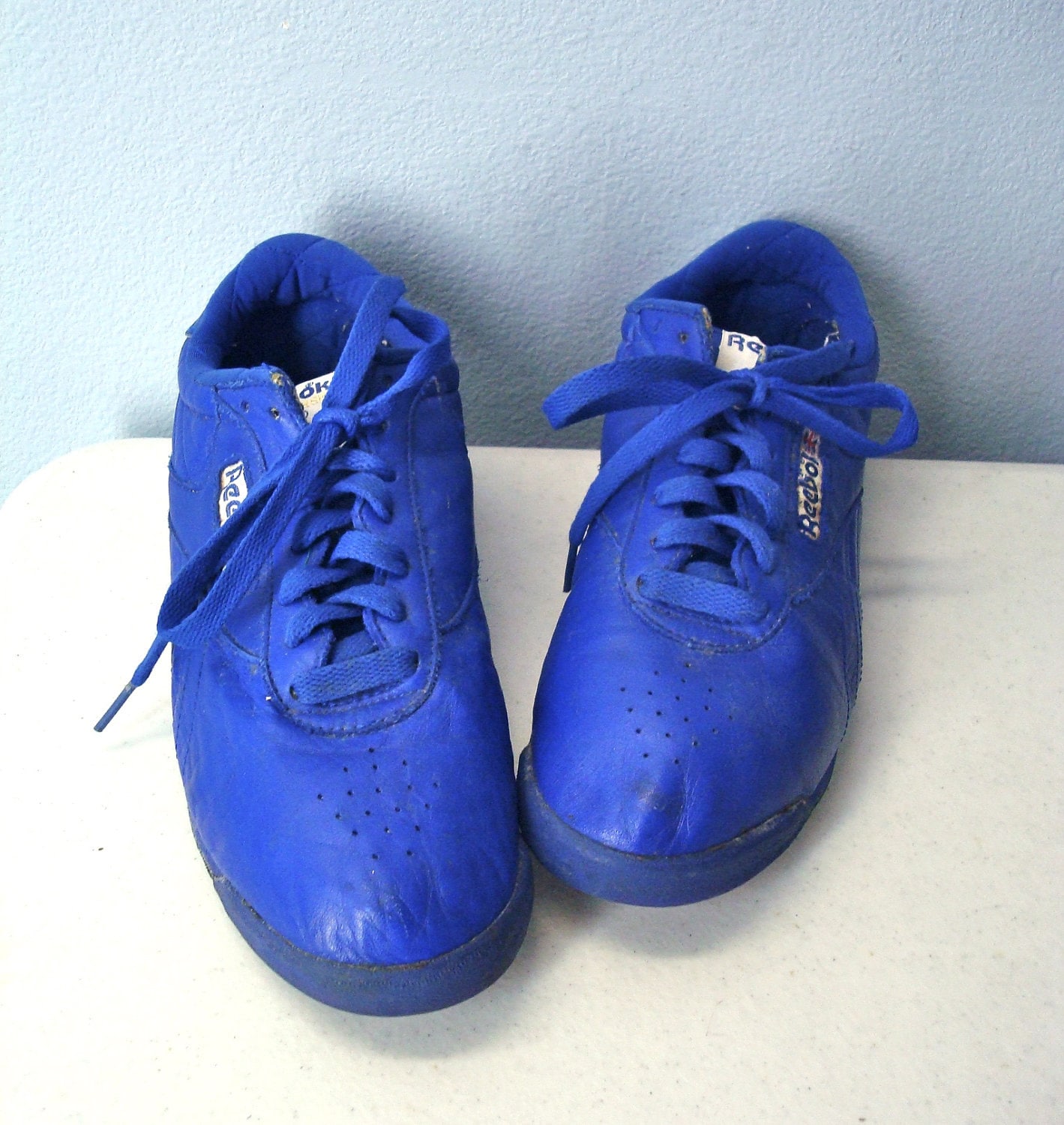 1980s Reebok Shoes / Royal Blue 80s Tennis Shoes Sneakers
