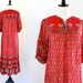 70s Starina Red India Cotton Gauze Gauzy Gypsy Paisley Boho Hippie Caftan Kaftan Ethnic Festival Maxi Tent Dress . XS . SM . D053