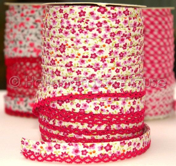 Bias Tape Double Fold Petite Flowers in Raspberry Cotton and