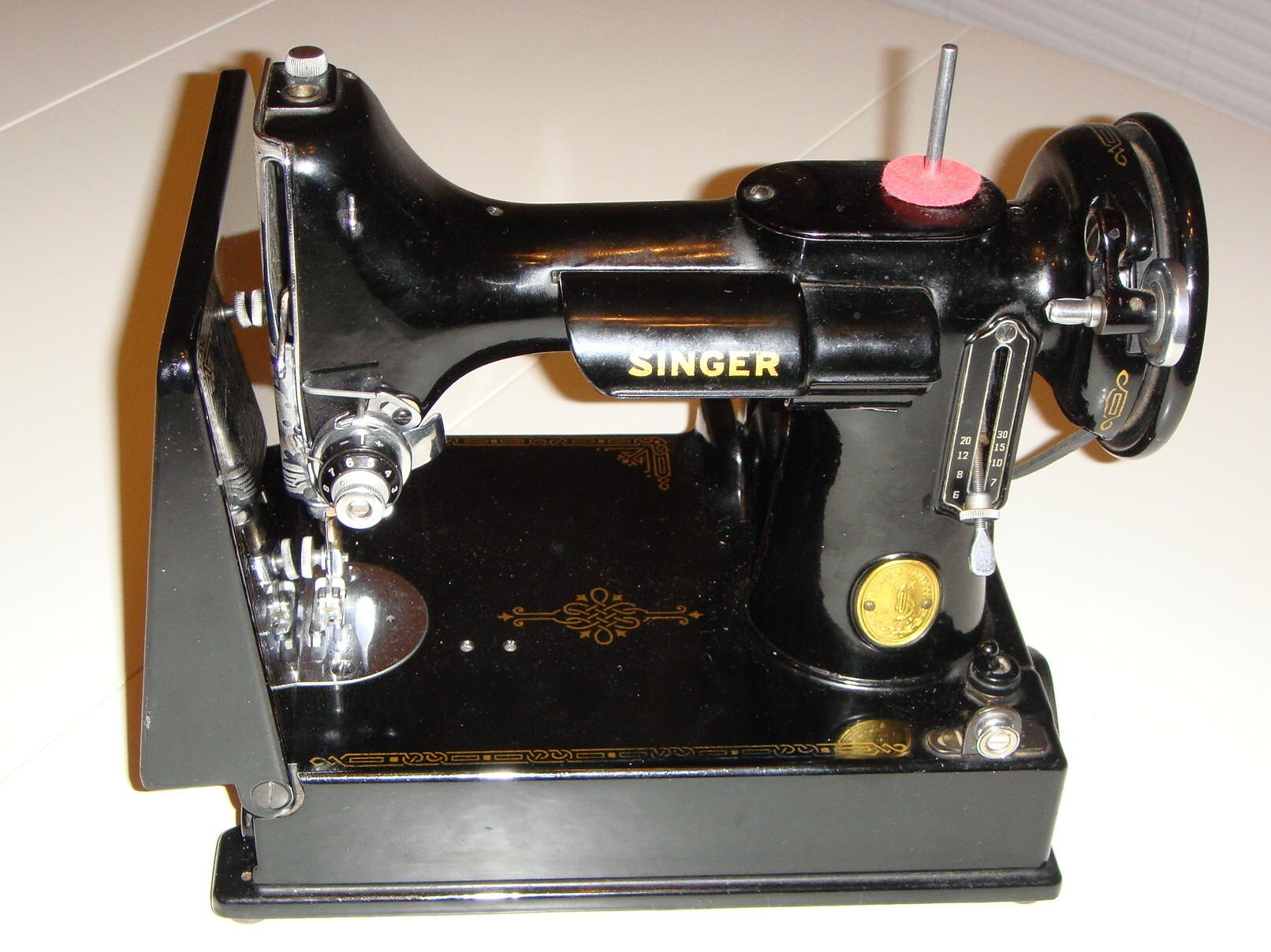 Singer Featherweight from 1946