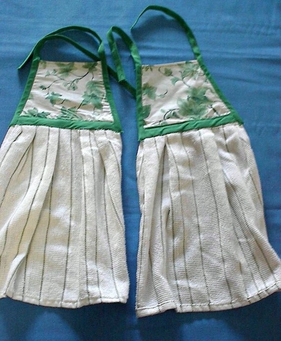 title | Hanging Kitchen Towels Ties
title | Hanging Kitchen Towels Ties