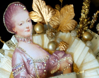 Eat Cake - MARIE ANTOINETTE Golden Cake top