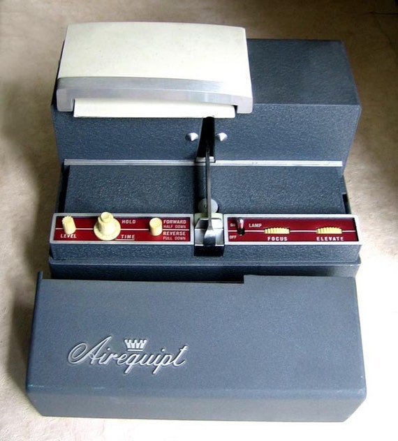 Vintage Airequipt Superba 77 Slide Projector and Magazines