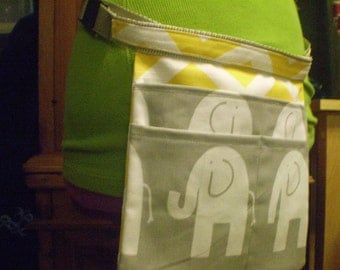 Utility Belt with pockets and buckle closure