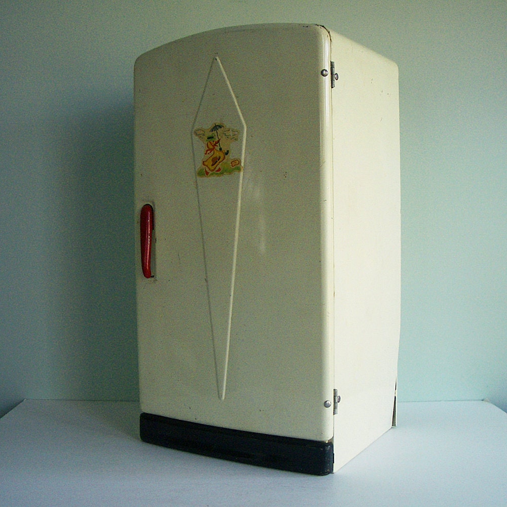 1950s Metal Toy Refrigerator Stocked with Lithographed