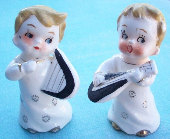 2 vintage christmas musician boy figurines made in japan 2 vintage christmas musician boy figurines made in japan
