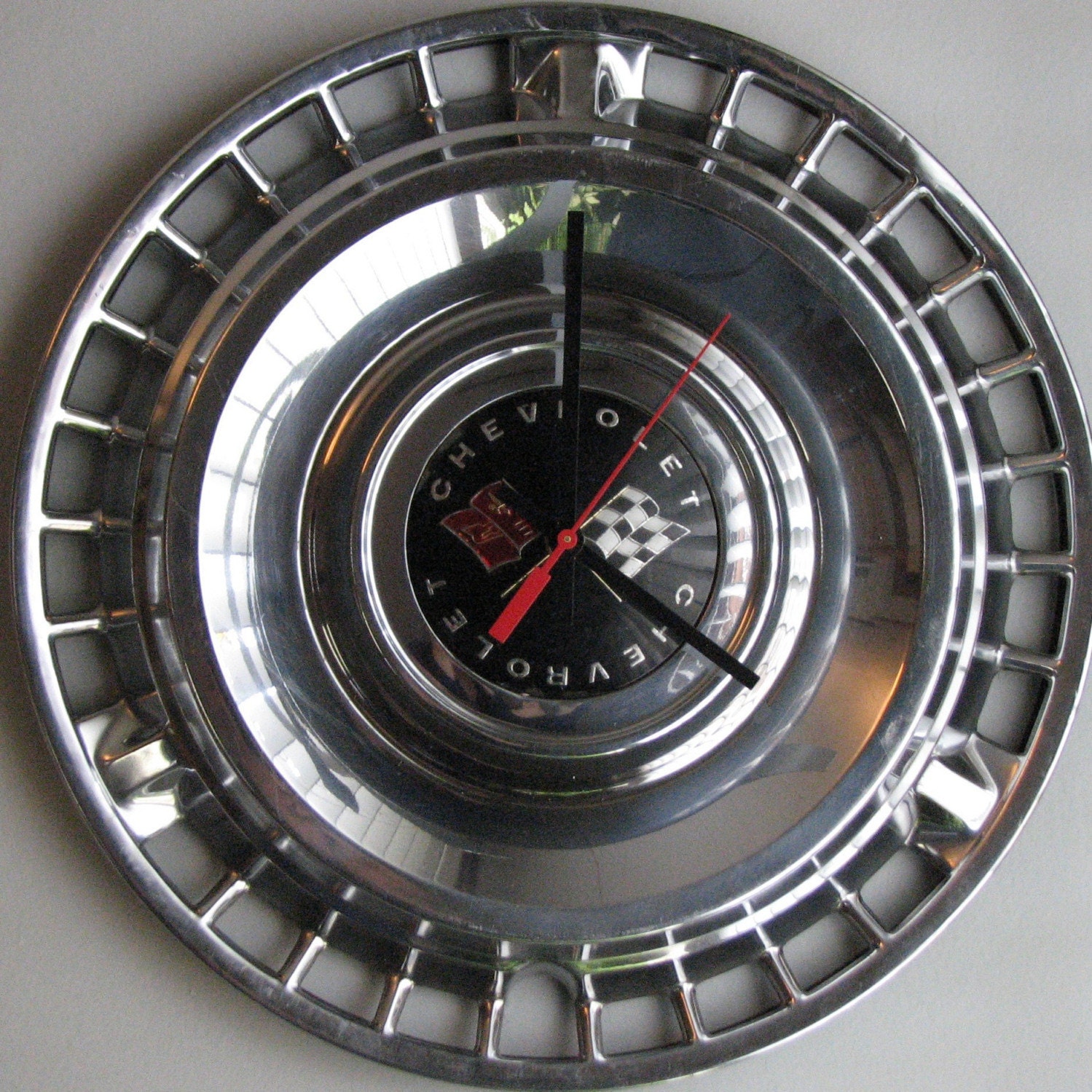 1961 Chevrolet Hubcap Clock