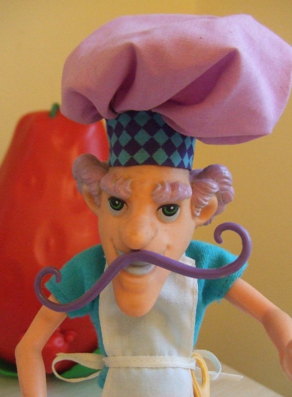 Vintage STRAWBERRY SHORTCAKE Villain PURPLE PIE MAN doll with