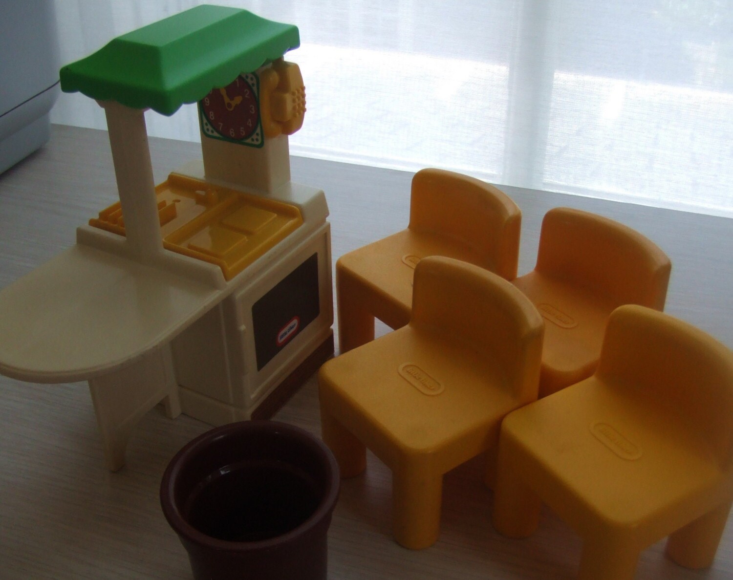 7 pieces LITTLE TIKES Dollhouse Furniture orange green yellow
