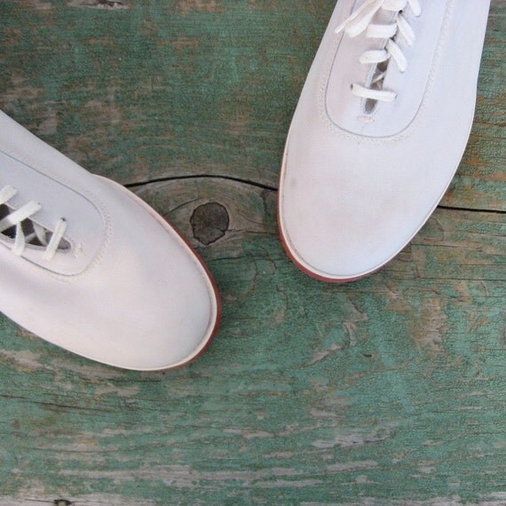 oxfords with white soles