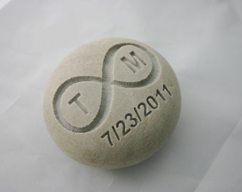 Personalized Infinity Engraved Stone Initials Date Eternity Love Rock