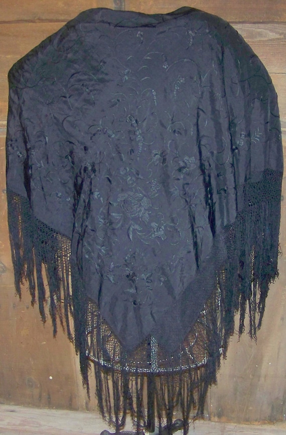 fringed piano shawl